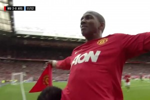 这也太帅了吧❗️当年曼联8-2阿森纳，阿什利扬轰出惊天世界波相关视频